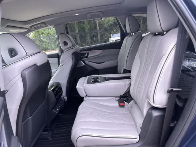 Used 2026 Acura MDX w/ Advance Package AWD/4WD image 26