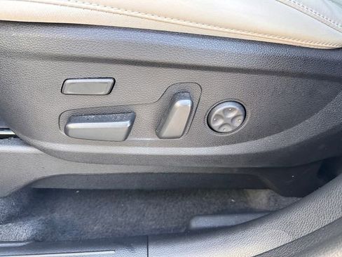 Used 2025 Kia Telluride SX Prestige image 25