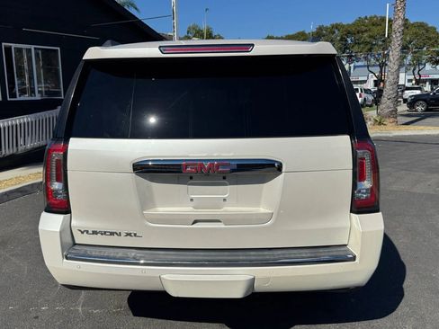 Used 2015 GMC Yukon XL Denali w/ Touring Package image 10