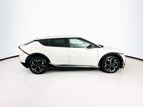 Used 2023 Kia EV6 Wind RWD image 10