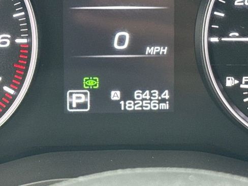 Used 2025 Subaru Ascent Bronze Edition image 16