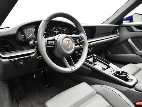 Certified 2023 Porsche 911 Targa 4S AWD/4WD image 4