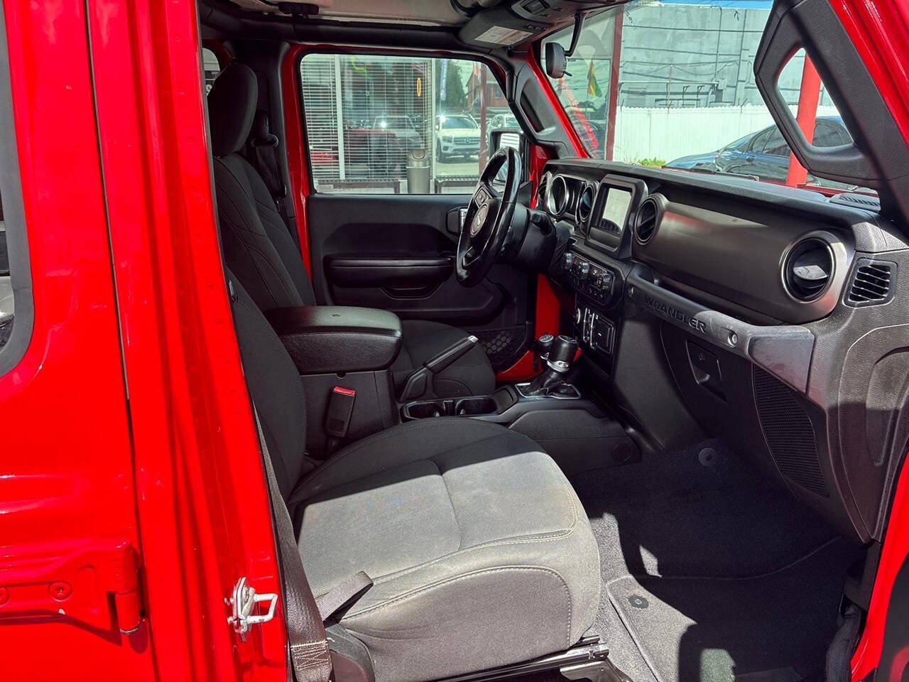 Used 2019 Jeep Wrangler Unlimited Sport S AWD/4WD image 2