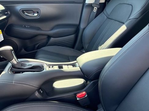 New 2026 Honda HR-V EX-L image 15