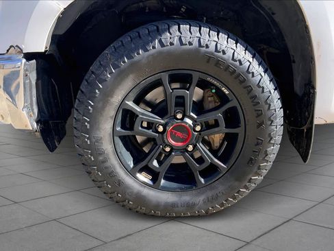 Used 2019 Toyota Tundra SR5 image 10