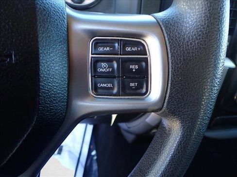 Used 2021 RAM 1500 Classic SLT image 13