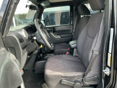 Used 2013 Jeep Wrangler Unlimited Sport w/ Max Tow Pkg image 14