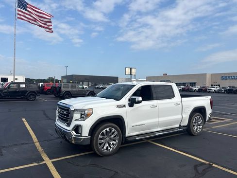 Used 2020 GMC Sierra 1500 SLT w/ SLT Premium Plus Package AWD/4WD image 3