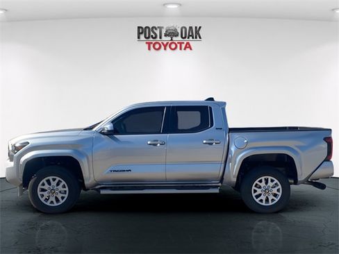 New 2025 Toyota Tacoma SR5 image 4