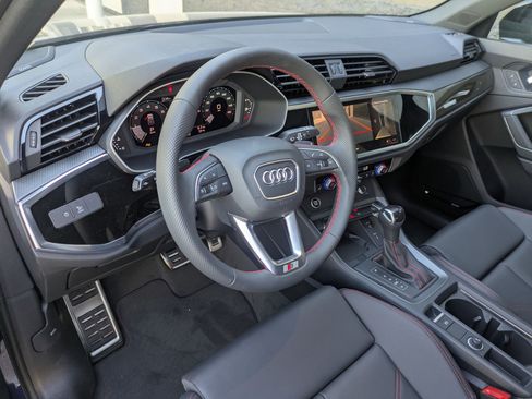 New 2025 Audi Q3 2.0T Premium Plus image 9