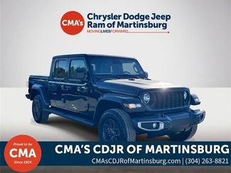 New 2025 Jeep Gladiator Sport video 1