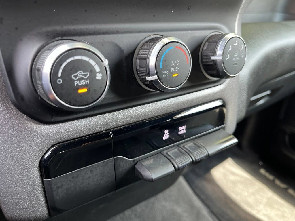 Used 2022 RAM 1500 Tradesman AWD/4WD image 38