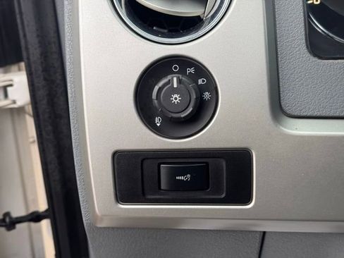 Used 2013 Ford F150 Lariat w/ Lariat Chrome Pkg image 16