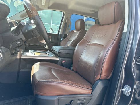 Used 2015 RAM 1500 Laramie Longhorn w/ Convenience Group AWD/4WD image 9