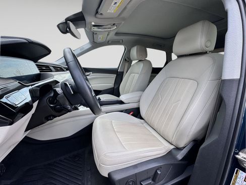 Used 2022 Audi e-tron Premium Plus w/ Premium Plus Package image 10