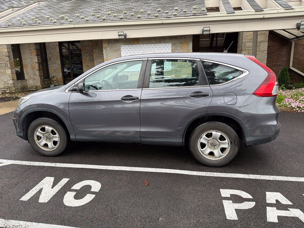 Used 2015 Honda CR-V LX image 6