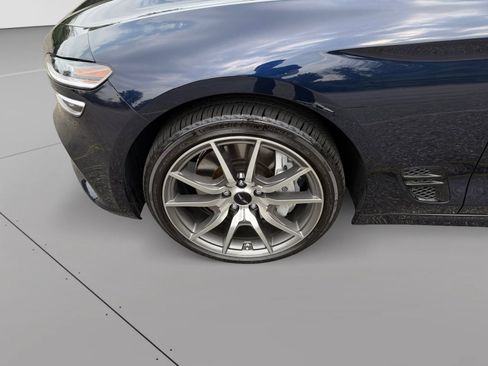 Used 2026 Genesis G70 2.5T AWD/4WD image 3