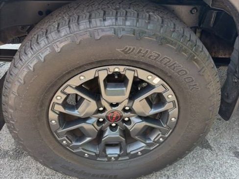 Used 2024 Nissan Frontier PRO-4X w/ Pro Premium Package AWD/4WD image 34