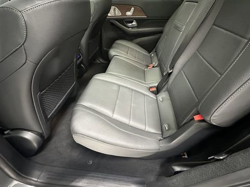 Certified 2025 Mercedes-Benz GLS 450 4MATIC image 23