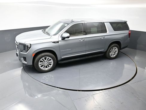 Used 2023 GMC Yukon XL SLT image 48