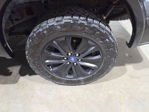 Used 2020 Ford F150 XLT w/ Equipment Group 302A Luxury AWD/4WD image 22