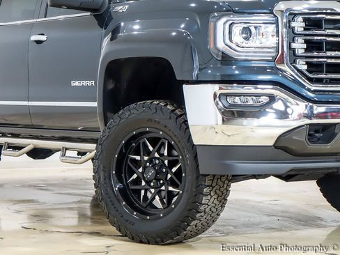 Used 2018 GMC Sierra 1500 SLT w/ Suspension Package, Off-Road AWD/4WD image 3