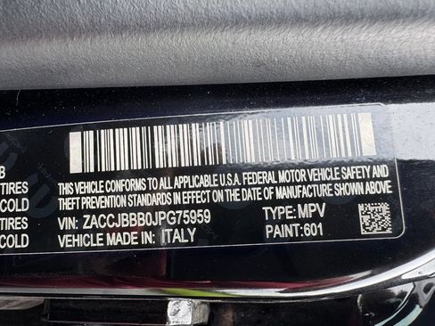 Used 2018 Jeep Renegade Altitude AWD/4WD image 18