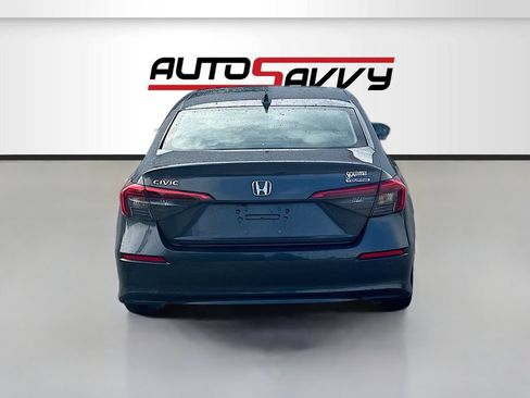 Used 2023 Honda Civic Touring image 6