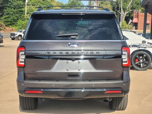 Used 2023 Ford Expedition Limited RWD image 5