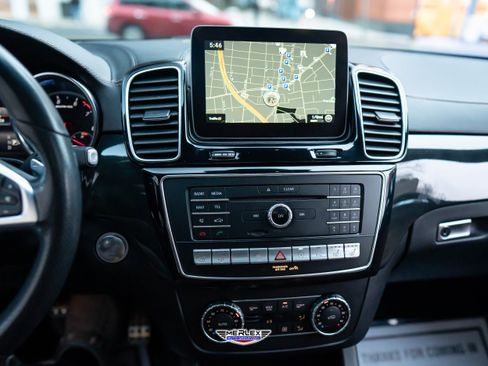 Used 2019 Mercedes-Benz GLE 43 AMG 4MATIC Coupe image 31