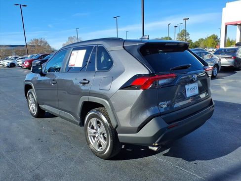 Used 2023 Toyota RAV4 XLE w/ Convenience Package image 5