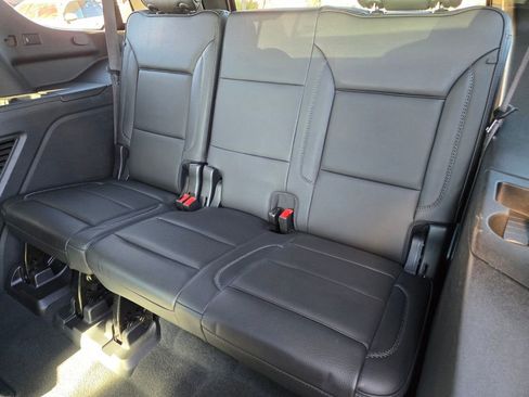 Used 2023 GMC Yukon Denali image 18