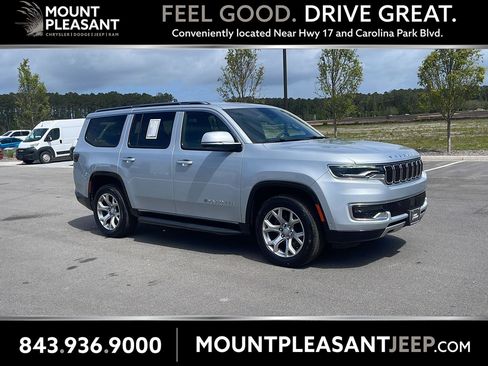 Used 2022 Jeep Wagoneer Series II AWD/4WD image 1