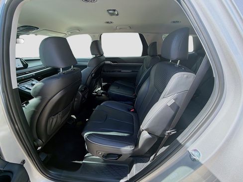 Used 2025 Hyundai Palisade SEL image 22