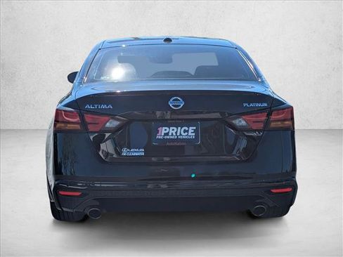 Used 2019 Nissan Altima 2.5 Platinum image 6