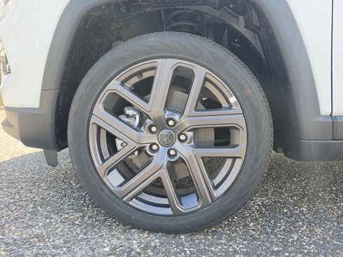New 2026 Jeep Compass Limited AWD/4WD image 13