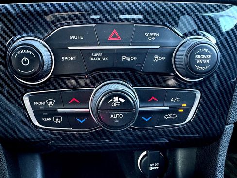 Used 2017 Dodge Charger R/T Scat Pack w/ Dynamics Package image 30