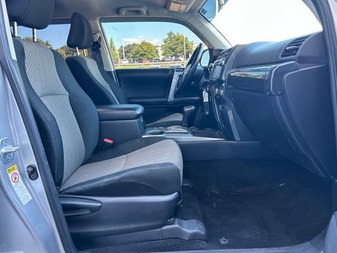 Used 2016 Toyota 4Runner SR5 RWD image 23