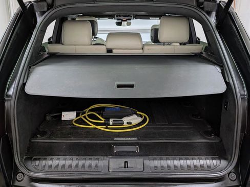 Used 2020 Land Rover Range Rover Sport HSE image 21