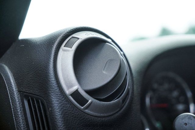 Used 2017 Jeep Wrangler Sport AWD/4WD image 24
