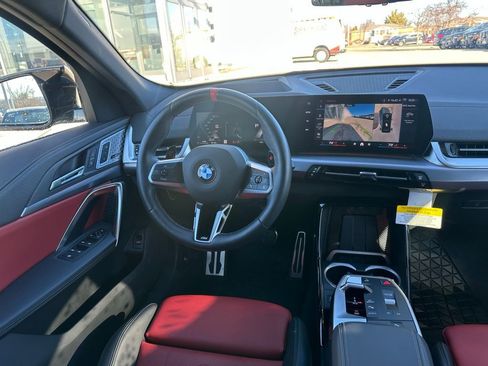 Used 2025 BMW X2 M35i w/ Premium Package image 21