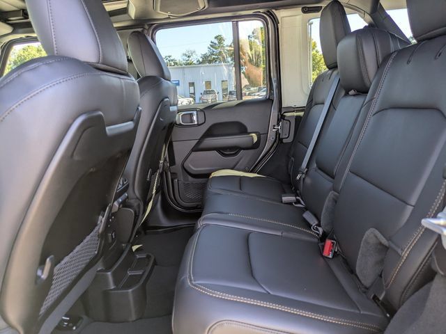New 2025 Jeep Wrangler Unlimited Sahara AWD/4WD image 13