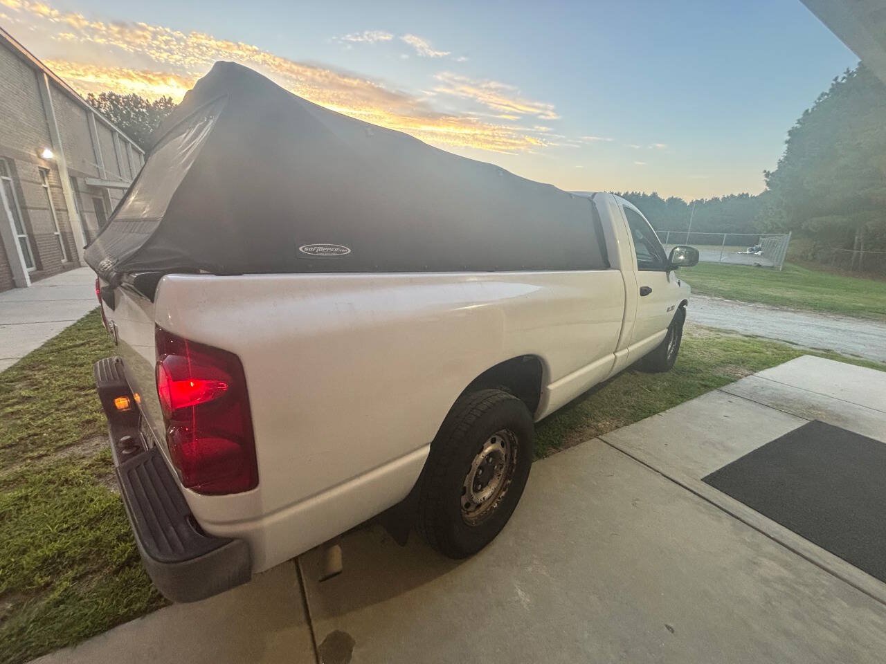 Used 2008 Dodge Ram 1500 Truck ST w/ Popular Equipment Group RWD image 4