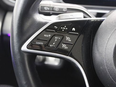 Used 2024 Mercedes-Benz GLE 450e 4MATIC image 36