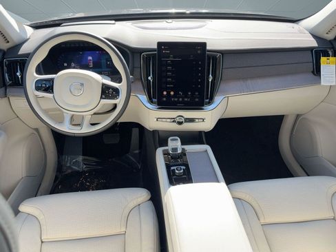 New 2026 Volvo XC90 T8 Ultra w/ Protection Package image 16