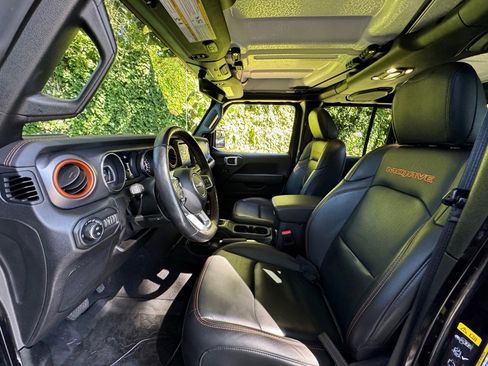Used 2021 Jeep Gladiator Mojave w/ Dual Top Group image 10