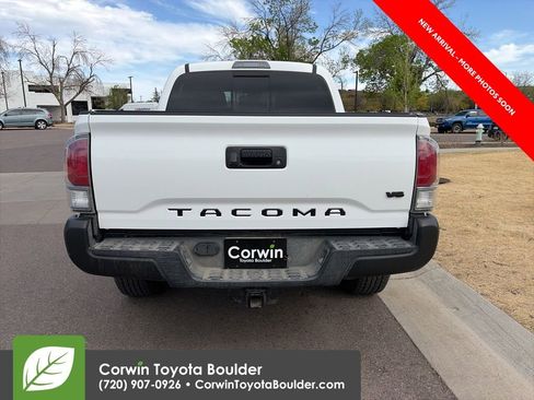 Used 2023 Toyota Tacoma TRD Off-Road image 6