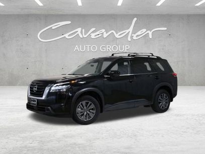 New 2025 Nissan Pathfinder SV w/ Cargo Package