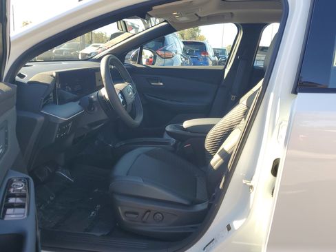 New 2026 Nissan Leaf Platinum+ image 11