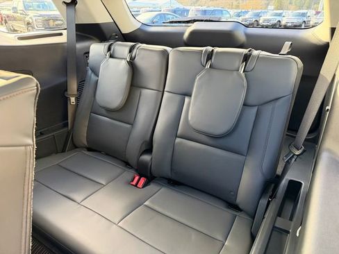 New 2026 Ford Explorer Active w/ Active Comfort Package image 24